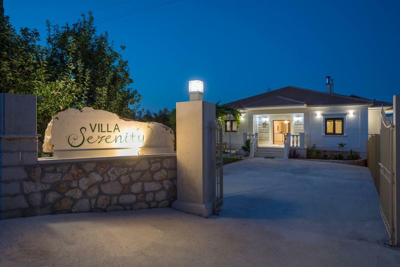 Villa Serenity Agia Marina  Exterior photo